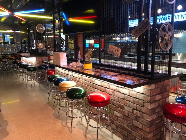 El Camino Bar Counter