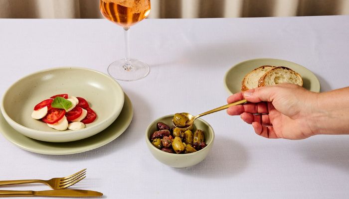 Accolade Crockery