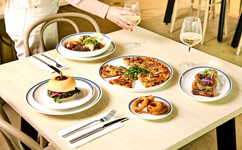 Pro.mundi Plaza Crockery